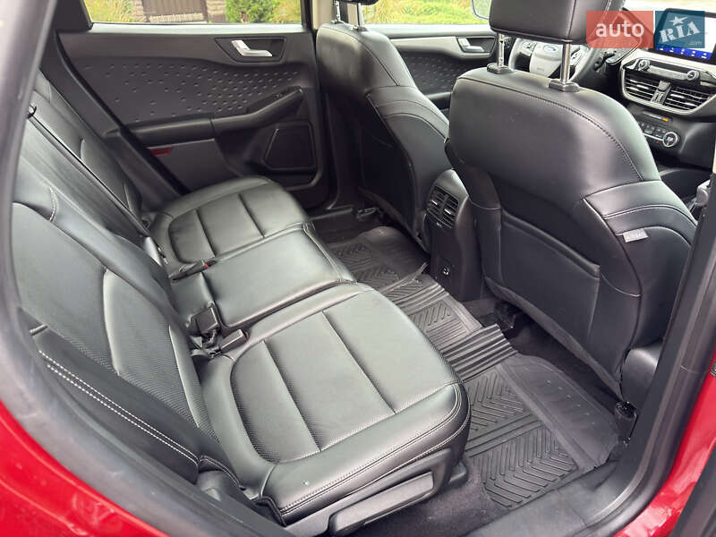Внедорожник / Кроссовер Ford Escape 2020 в Киеве