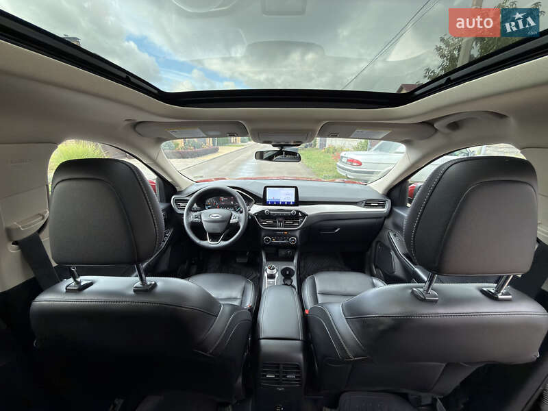 Внедорожник / Кроссовер Ford Escape 2020 в Киеве
