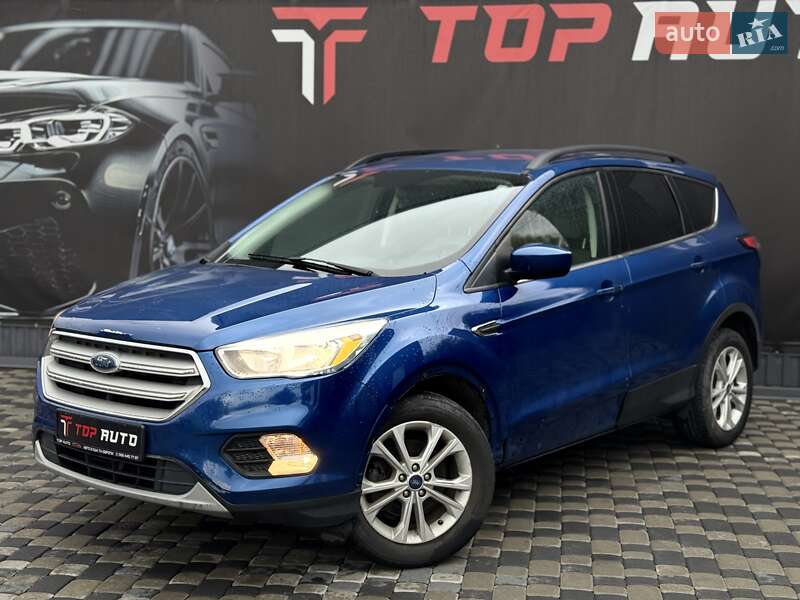 Внедорожник / Кроссовер Ford Escape 2018 в Львове