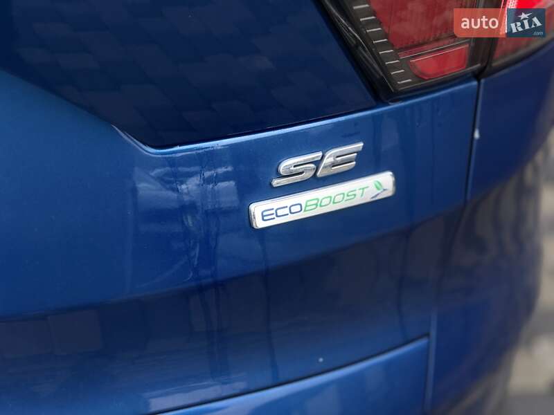 Внедорожник / Кроссовер Ford Escape 2018 в Львове