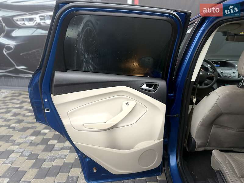 Внедорожник / Кроссовер Ford Escape 2018 в Львове