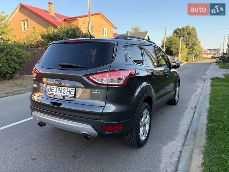 Внедорожник / Кроссовер Ford Escape 2015 в Киеве