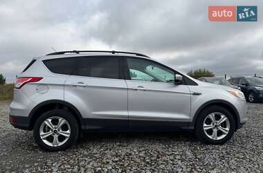 Внедорожник / Кроссовер Ford Escape 2013 в 