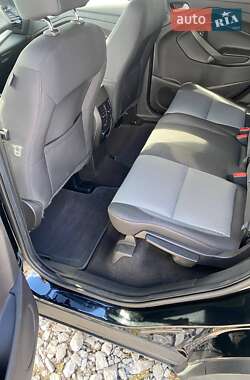Внедорожник / Кроссовер Ford Escape 2017 в 
