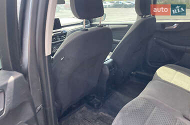 Внедорожник / Кроссовер Ford Escape 2021 в 