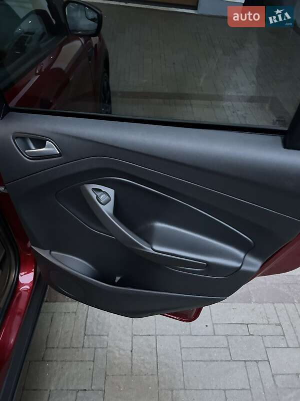 Позашляховик / Кросовер Ford Escape 2017 в Львові фото 22 Позашляховик / Кросовер Ford Escape 2017 в Львові