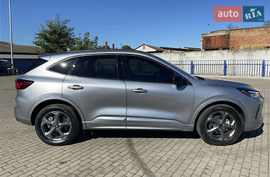 Внедорожник / Кроссовер Ford Escape 2023 в 