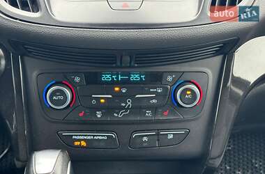 Внедорожник / Кроссовер Ford Escape 2019 в 