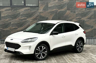Позашляховик / Кросовер Ford Escape 2022 в 