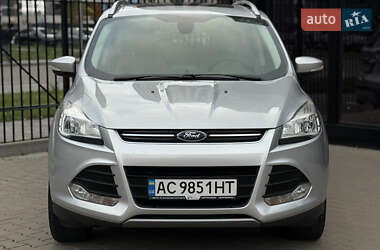 Позашляховик / Кросовер Ford Escape 2013 в 