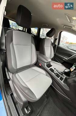 Позашляховик / Кросовер Ford Escape 2017 в 
