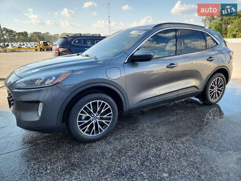 Внедорожник / Кроссовер Ford Escape 2021 в Тернополе