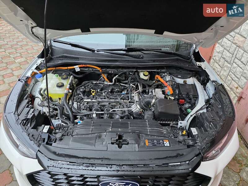 Позашляховик / Кросовер Ford Escape 2024 в Тернополі