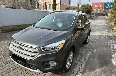 Позашляховик / Кросовер Ford Escape 2016 в Рівному