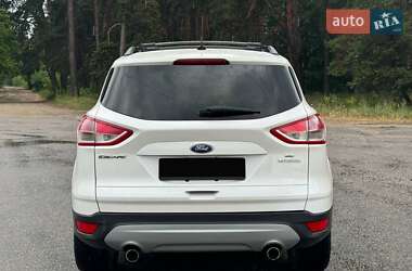 Позашляховик / Кросовер Ford Escape 2013 в 