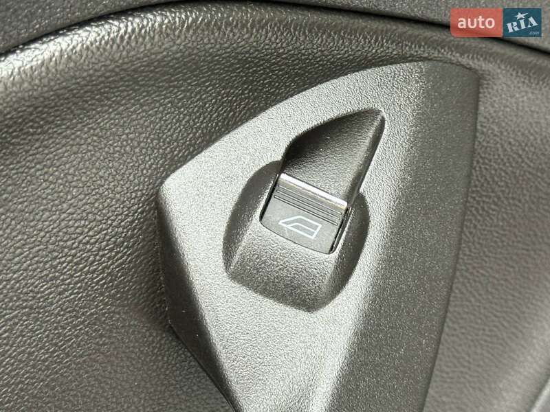 Внедорожник / Кроссовер Ford Escape 2013 в Ахтырке