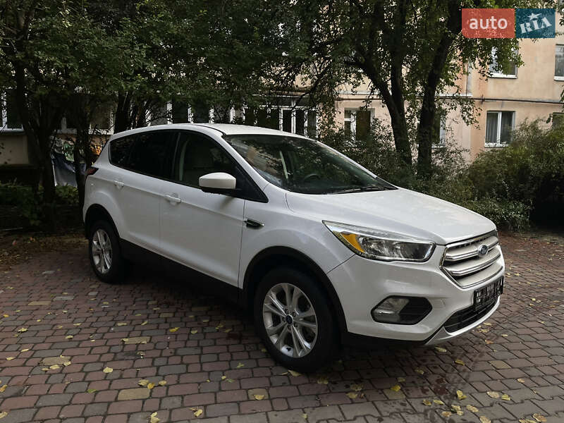 Внедорожник / Кроссовер Ford Escape 2016 в Черновцах фото 9 Внедорожник / Кроссовер Ford Escape 2016 в Черновцах