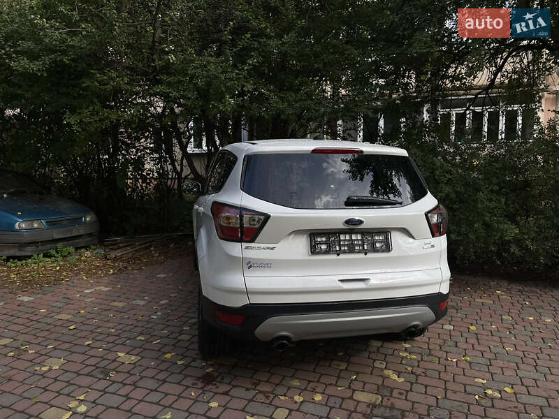 Внедорожник / Кроссовер Ford Escape 2016 в Черновцах фото 14 Внедорожник / Кроссовер Ford Escape 2016 в Черновцах