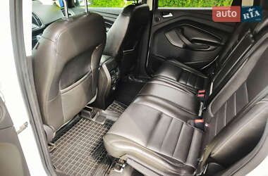 Позашляховик / Кросовер Ford Escape 2012 в 