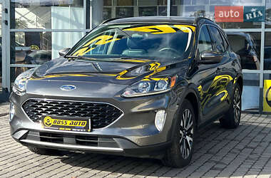 Позашляховик / Кросовер Ford Escape 2019 в 