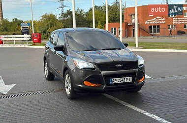 Внедорожник / Кроссовер Ford Escape 2015 в Днепре