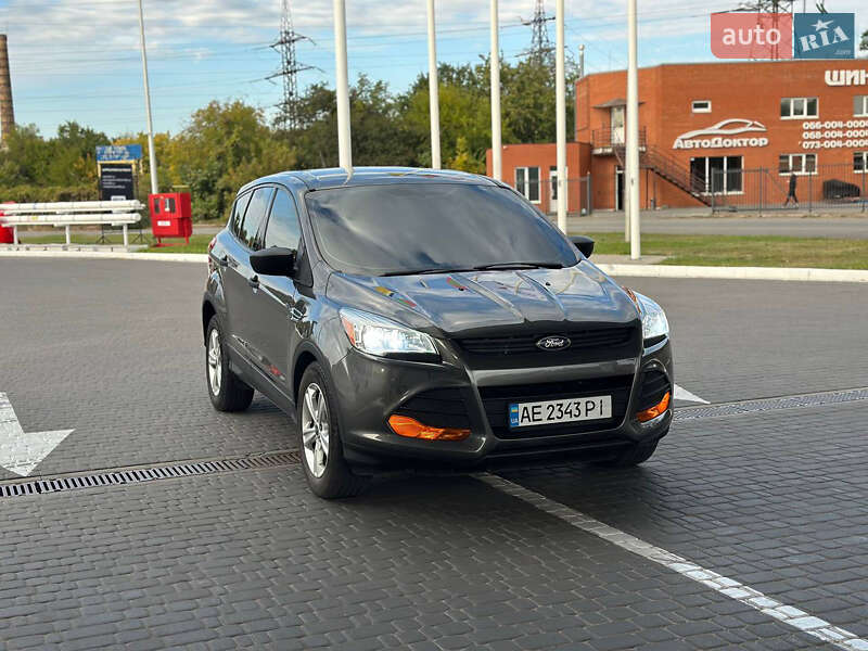 Позашляховик / Кросовер Ford Escape 2015 в Дніпрі