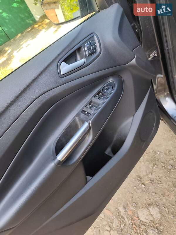 Внедорожник / Кроссовер Ford Escape 2017 в Барвенкове фото 16 Внедорожник / Кроссовер Ford Escape 2017 в Барвенкове