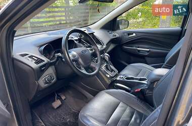 Внедорожник / Кроссовер Ford Escape 2013 в 