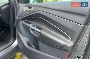 Внедорожник / Кроссовер Ford Escape 2013 в 