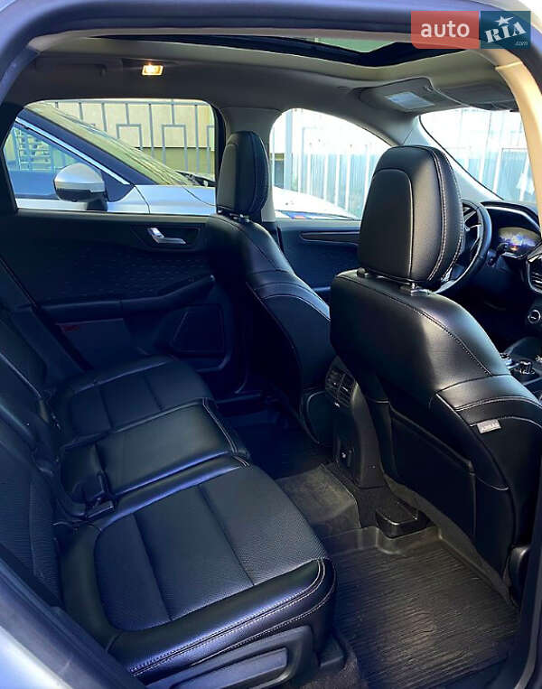 Внедорожник / Кроссовер Ford Escape 2019 в Киеве