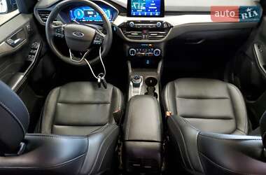 Внедорожник / Кроссовер Ford Escape 2022 в 