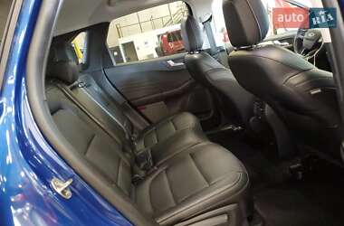 Внедорожник / Кроссовер Ford Escape 2022 в 
