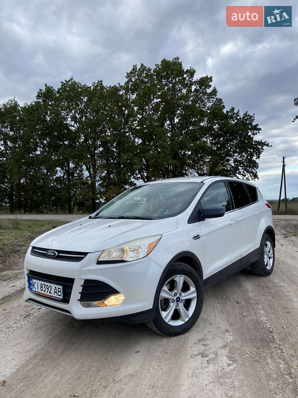 Внедорожник / Кроссовер Ford Escape 2014 в Тетиеве