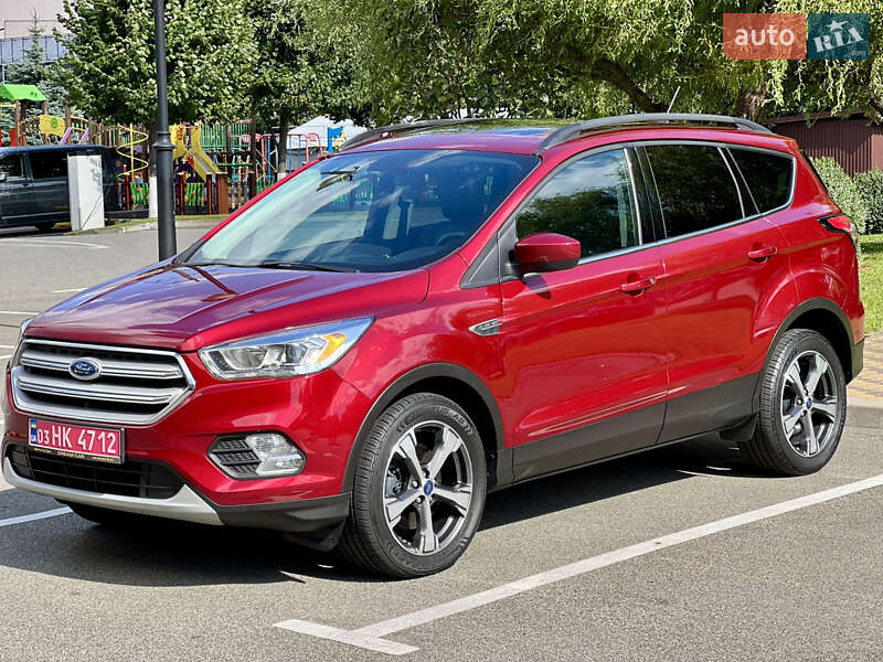 Позашляховик / Кросовер Ford Escape 2018 в Миколаєві