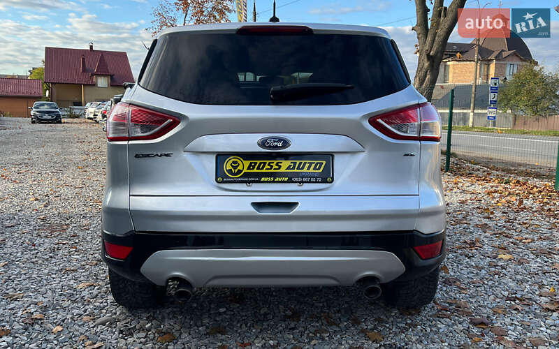 Внедорожник / Кроссовер Ford Escape 2016 в Коломые