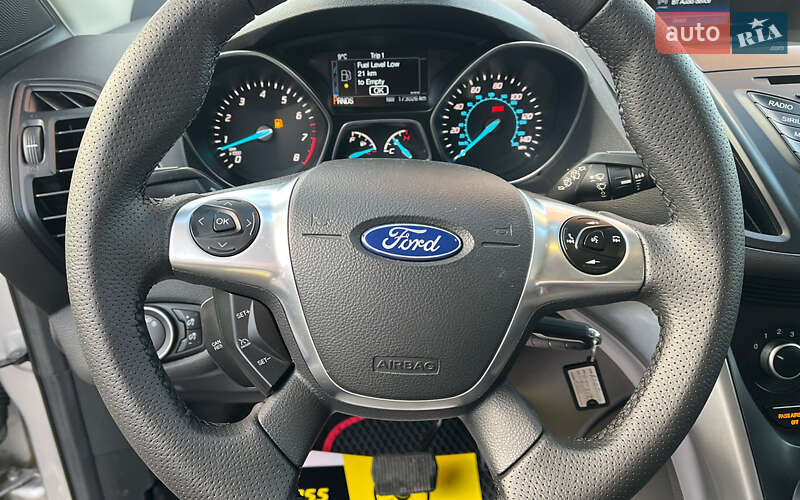 Внедорожник / Кроссовер Ford Escape 2016 в Коломые