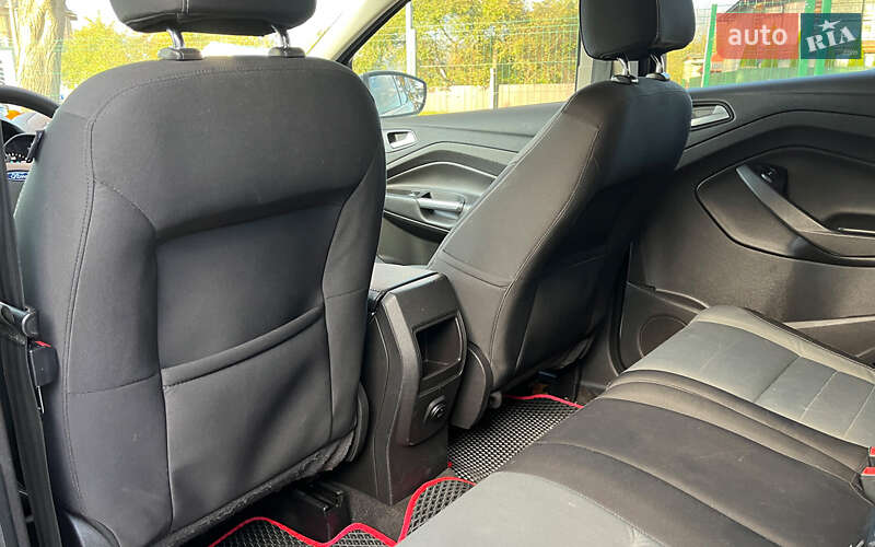 Внедорожник / Кроссовер Ford Escape 2016 в Коломые