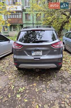 Позашляховик / Кросовер Ford Escape 2014 в  фото 2 Позашляховик / Кросовер Ford Escape 2014 в