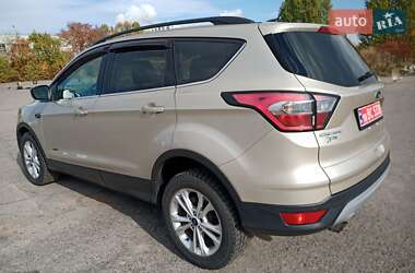 Внедорожник / Кроссовер Ford Escape 2017 в 