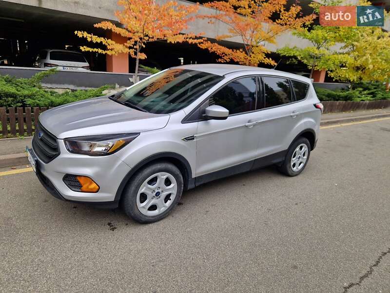 Позашляховик / Кросовер Ford Escape 2017 в Києві фото 5 Позашляховик / Кросовер Ford Escape 2017 в Києві