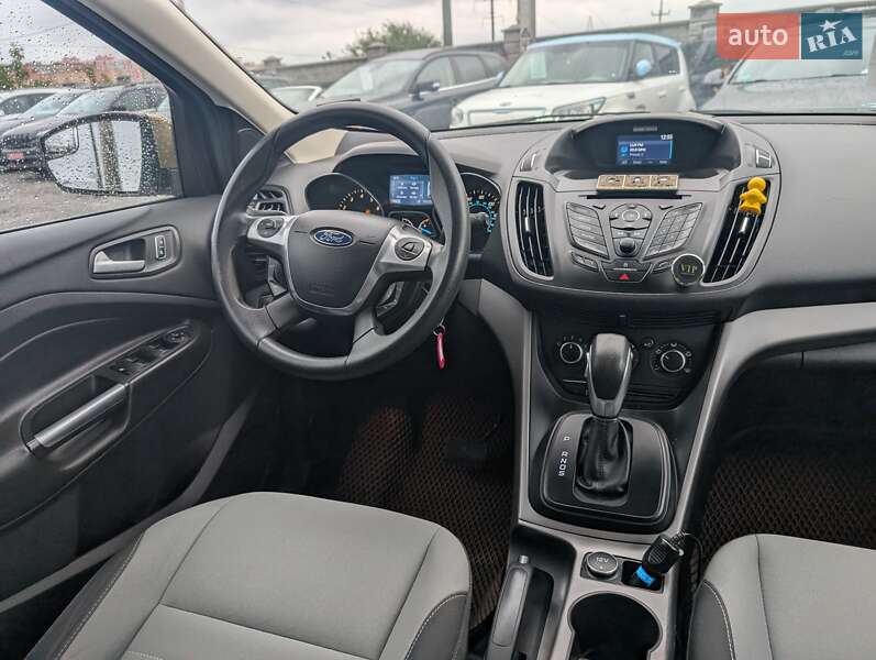 Внедорожник / Кроссовер Ford Escape 2014 в Ровно