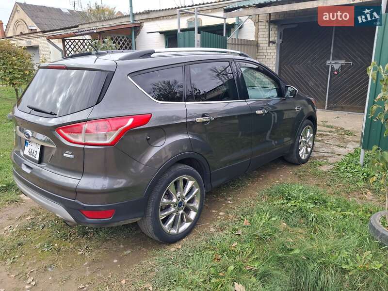 Внедорожник / Кроссовер Ford Escape 2015 в Самборе