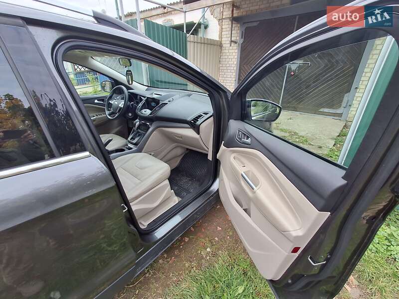 Внедорожник / Кроссовер Ford Escape 2015 в Самборе