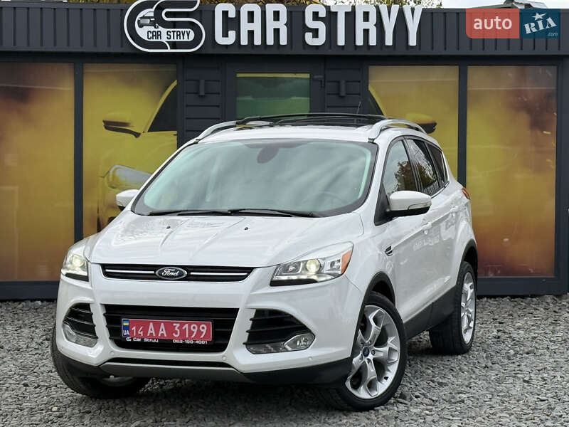 Позашляховик / Кросовер Ford Escape 2015 в 