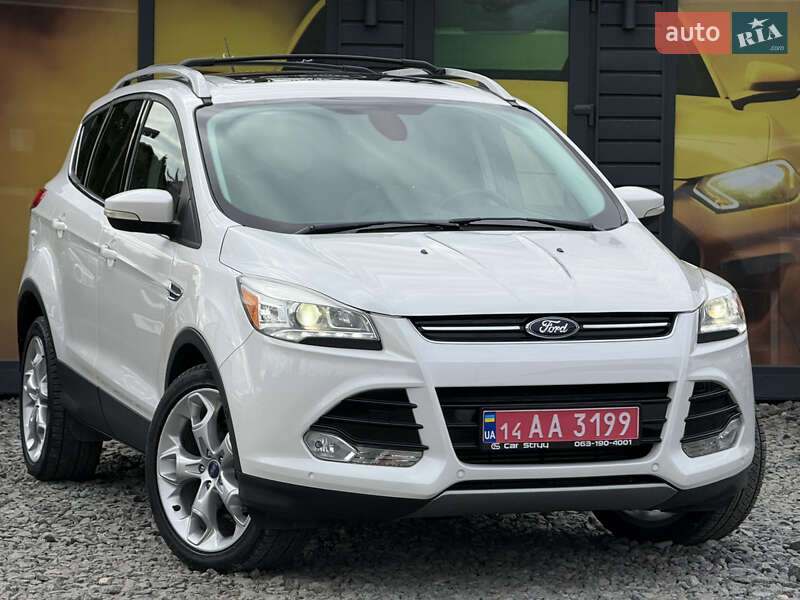 Позашляховик / Кросовер Ford Escape 2015 в Стрию