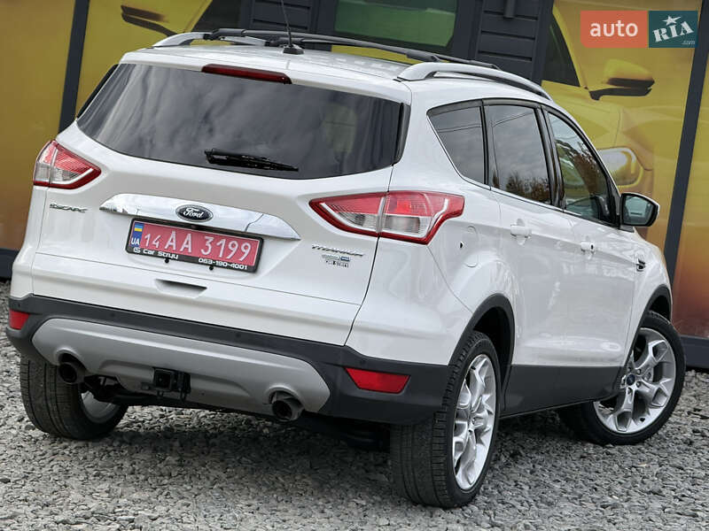 Позашляховик / Кросовер Ford Escape 2015 в Стрию
