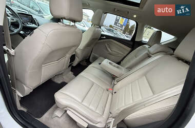 Позашляховик / Кросовер Ford Escape 2015 в 