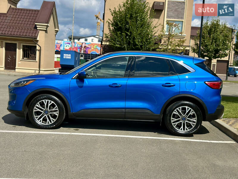 Позашляховик / Кросовер Ford Escape 2020 в Києві