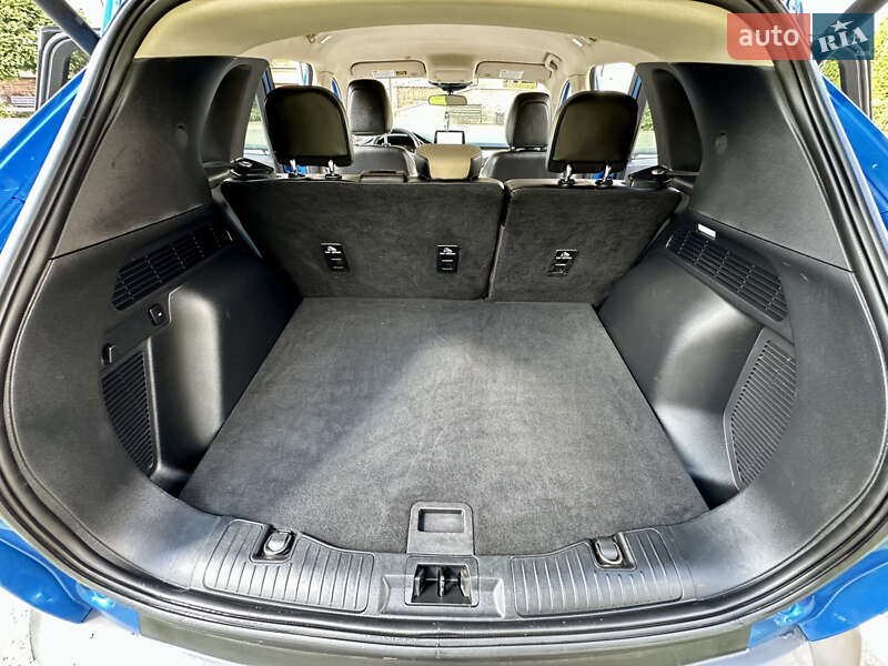 Позашляховик / Кросовер Ford Escape 2020 в Києві