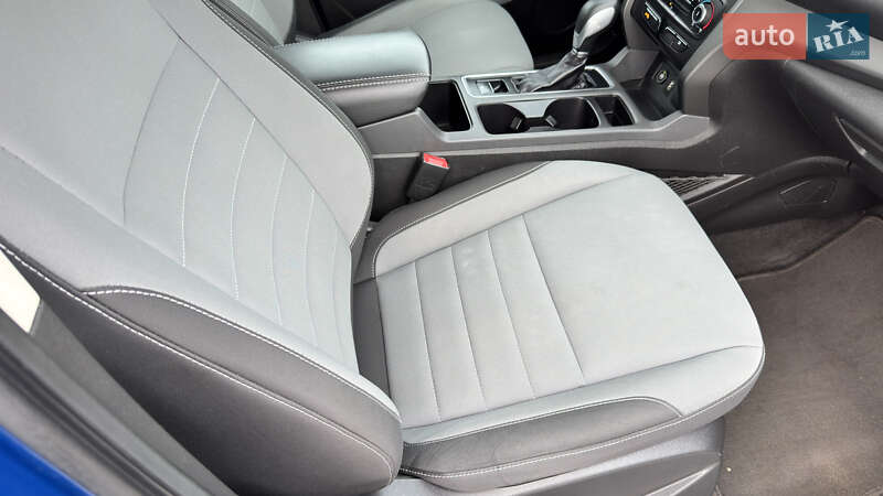 Позашляховик / Кросовер Ford Escape 2017 в Ірпені